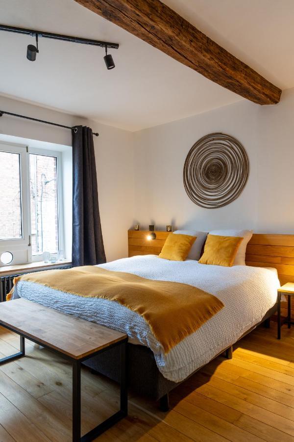 Ardenne Bnb Gite Urbain Avec Terrasse マルシュ・アン・ファメンヌ エクステリア 写真