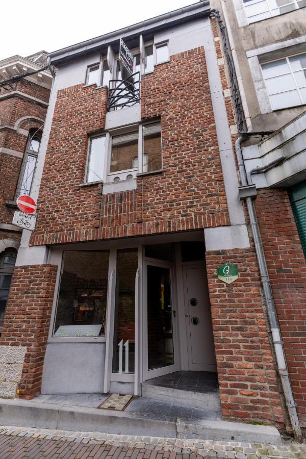 Ardenne Bnb Gite Urbain Avec Terrasse マルシュ・アン・ファメンヌ エクステリア 写真